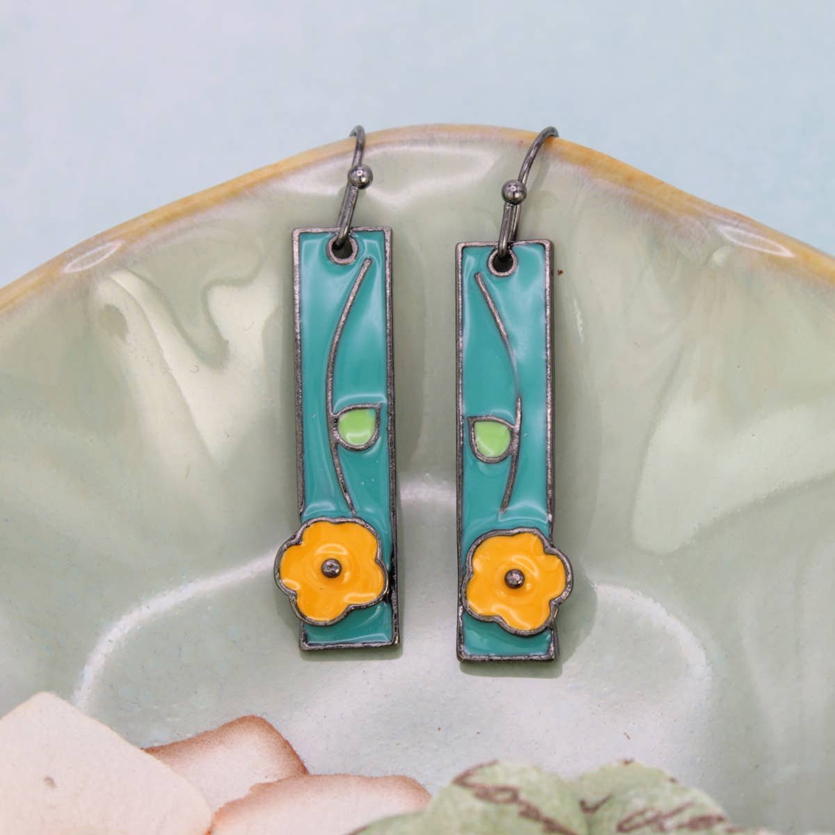 Vintage Bar Silver Flower Enamel Earrings